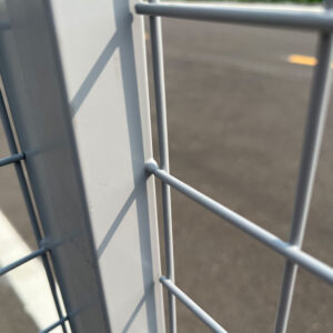 good quality welds of wire lockers